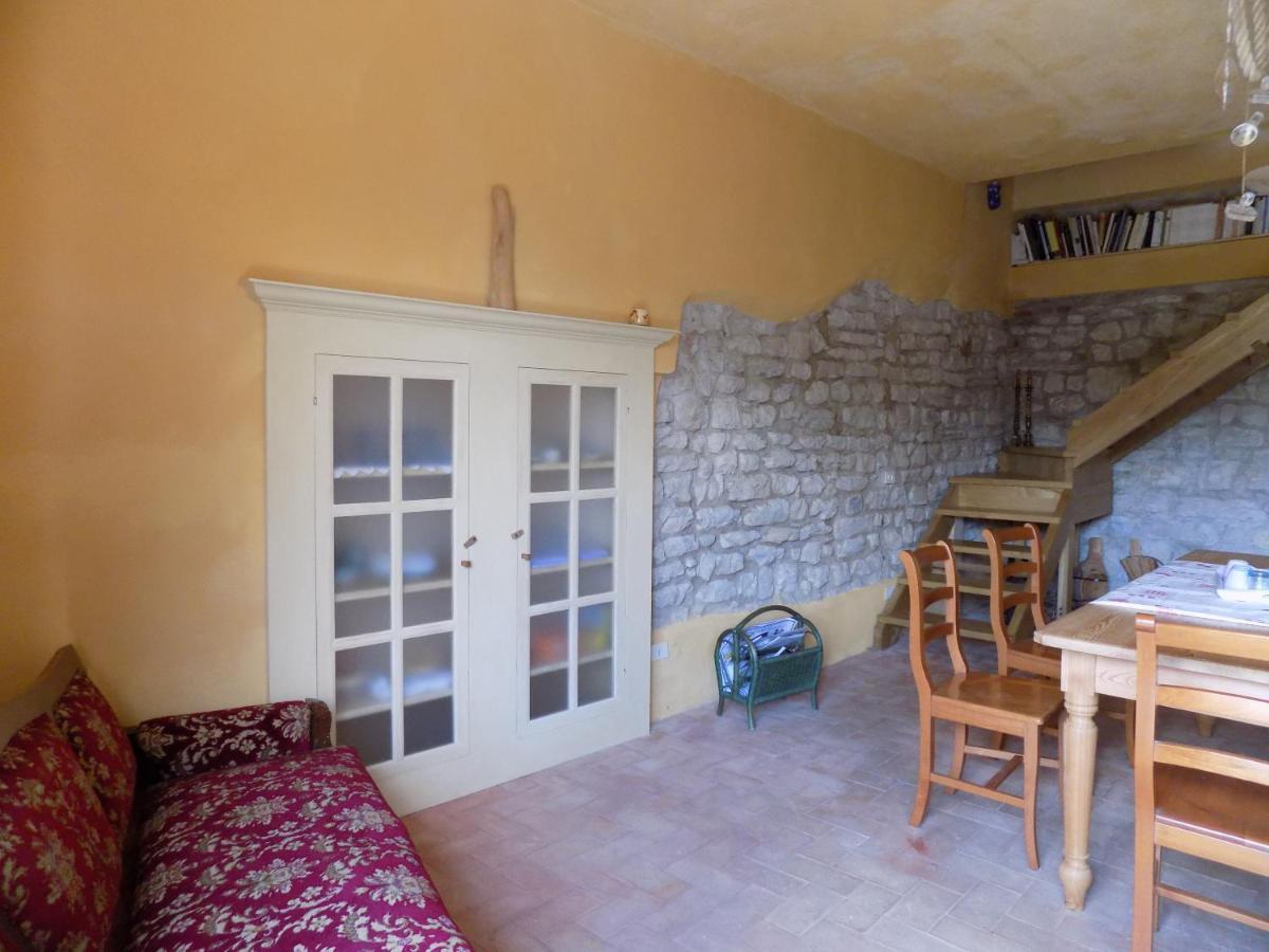 Bed and Breakfast Due Archi SantʼAmbrogio di Valpolicella Pokój zdjęcie